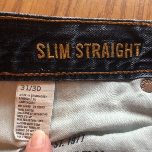 AE slim straight jeans.  Like new. 31x30 - Picture 5 of 5
